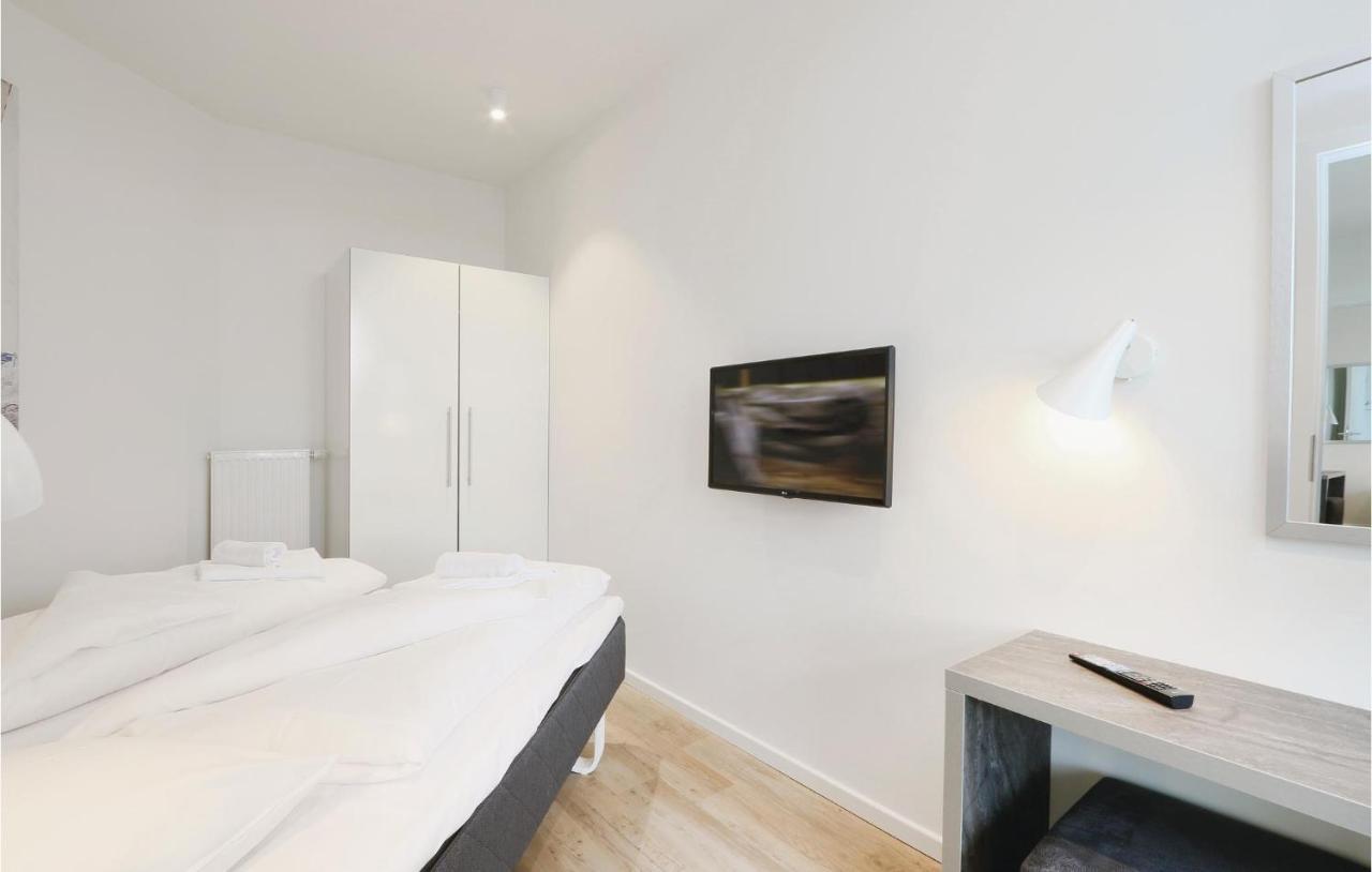 Cozy Apartment In Luebeck Travemuende With Sauna Bagian luar foto